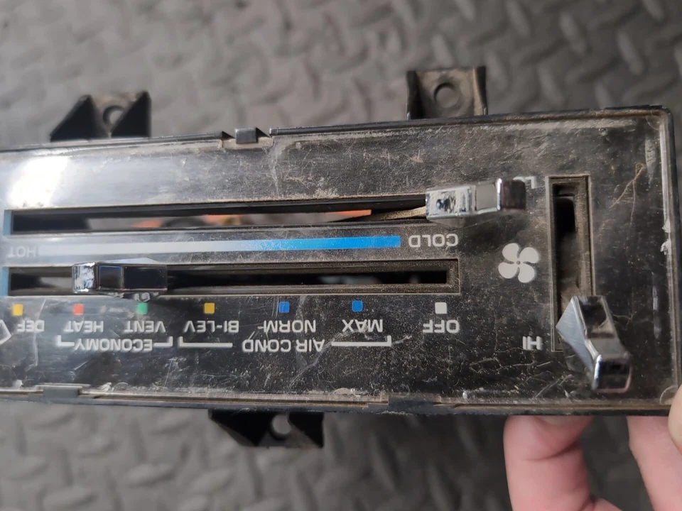 1987 - 1995 雪佛兰 G 系列 Van G10 G20 G30 空调加热器气候控制单元 原始设备制造商 — 第 3/4 张图片