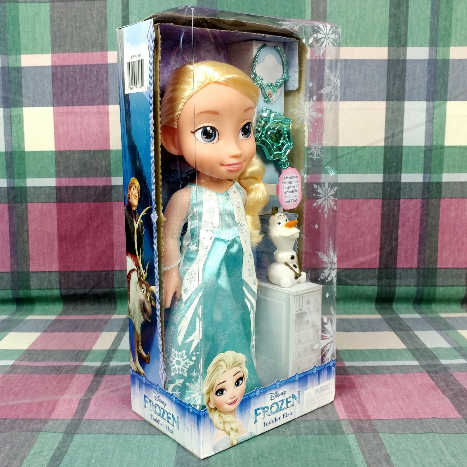 green elsa doll