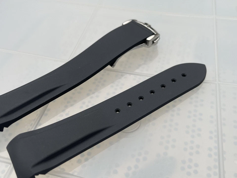 Pulseira de relógio de borracha preta 20 mm Omega Seamaster Planet Ocean - Imagem 2 de 4