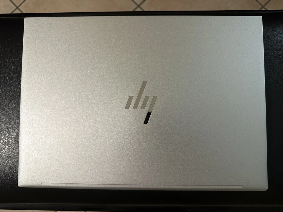HP EliteBook 840 G10 · i5-1335U · 16GB · 512GB, foto 3 di 5