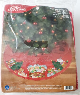 J&P Coats Felt Tree Skirt Kit 28142 'Twas The Night Sequins Bears Santa Cat 48''