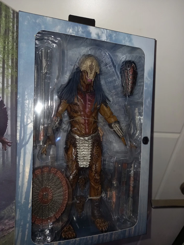 Ultimate Feral Predator Prey Neca - Imagen 3 de 4