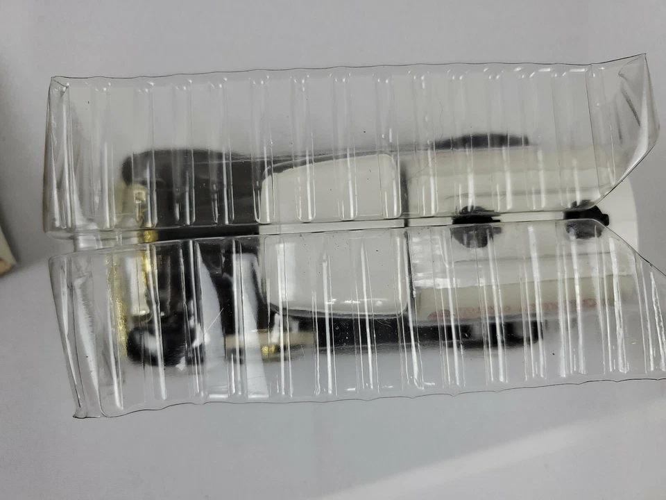 Model A Tanker Die Cast Bank 1:25  Red Crown Gasoline Limited Edition NIB #2006 - Image 3 of 4