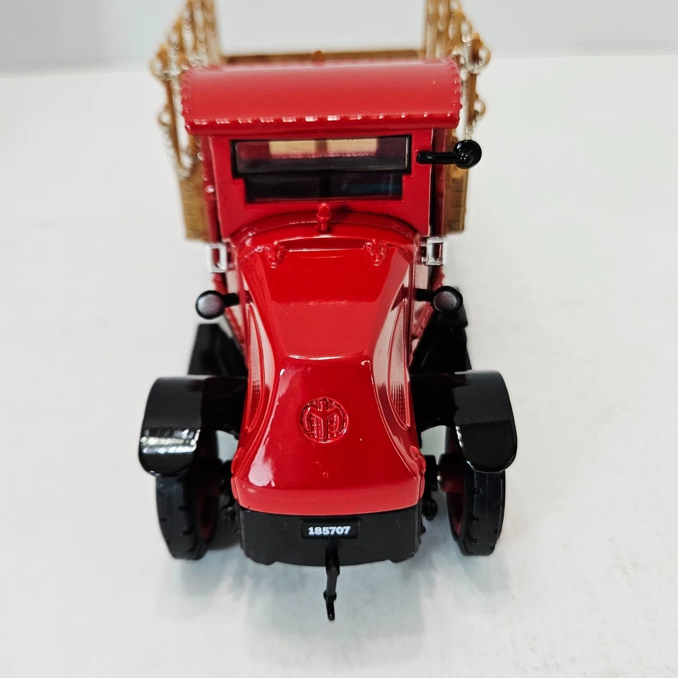 Ertl 1918 Mack AC Bulldog Flatbed Truck Texaco 1:32 Die Cast Metal Bank Delivery - Image 4 of 4