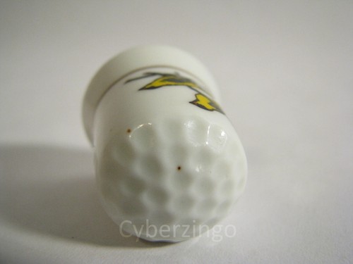 Lot of 2 Multi Color Butterfly And Bird Porcelain Thimbles Collectible - Picture 7 of 8
