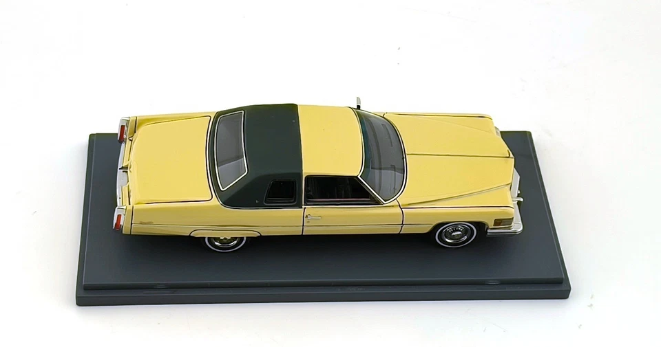 1/43 Cadillac Coupe De Ville 1976 biege NEO 44416 no Spark Minichamps TSM - Bild 2 von 4