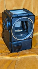 Hasselblad 553 ELX camera body,  works with regular AA batteries 12EI14430