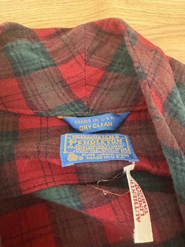 Vintage Pendleton Robe Mens Medium Red Plaid Tartan Virgin Wool Pockets - Image 3 of 4