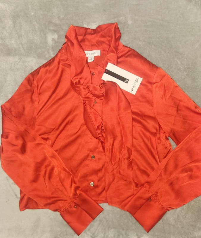 Nwt Nine West Red Candy Apple Woven Top - Neck Tie Button Down - Medium