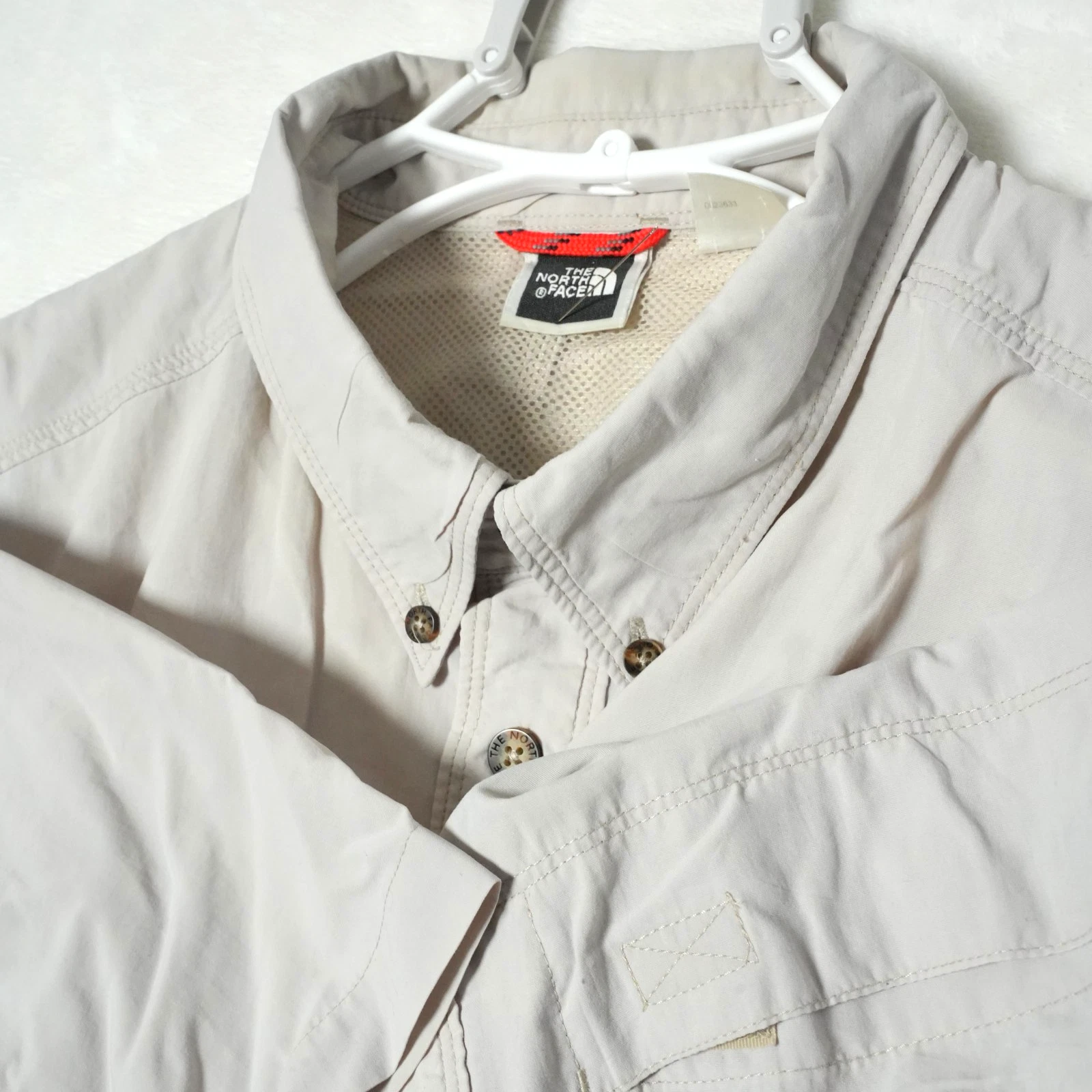 The North Face Button Shirt Mens Size Large Gray Vented Performance Outdoor Hike