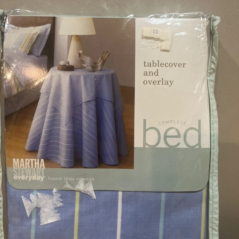 Vtg Martha Stewart Tropical Blue Stripe 70" Round Table Cover & Overlay - Image 2 of 4