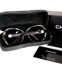 VINTAGE CHANEL Pearl Sunglasses Luxottica Authentic w Case BC14815309