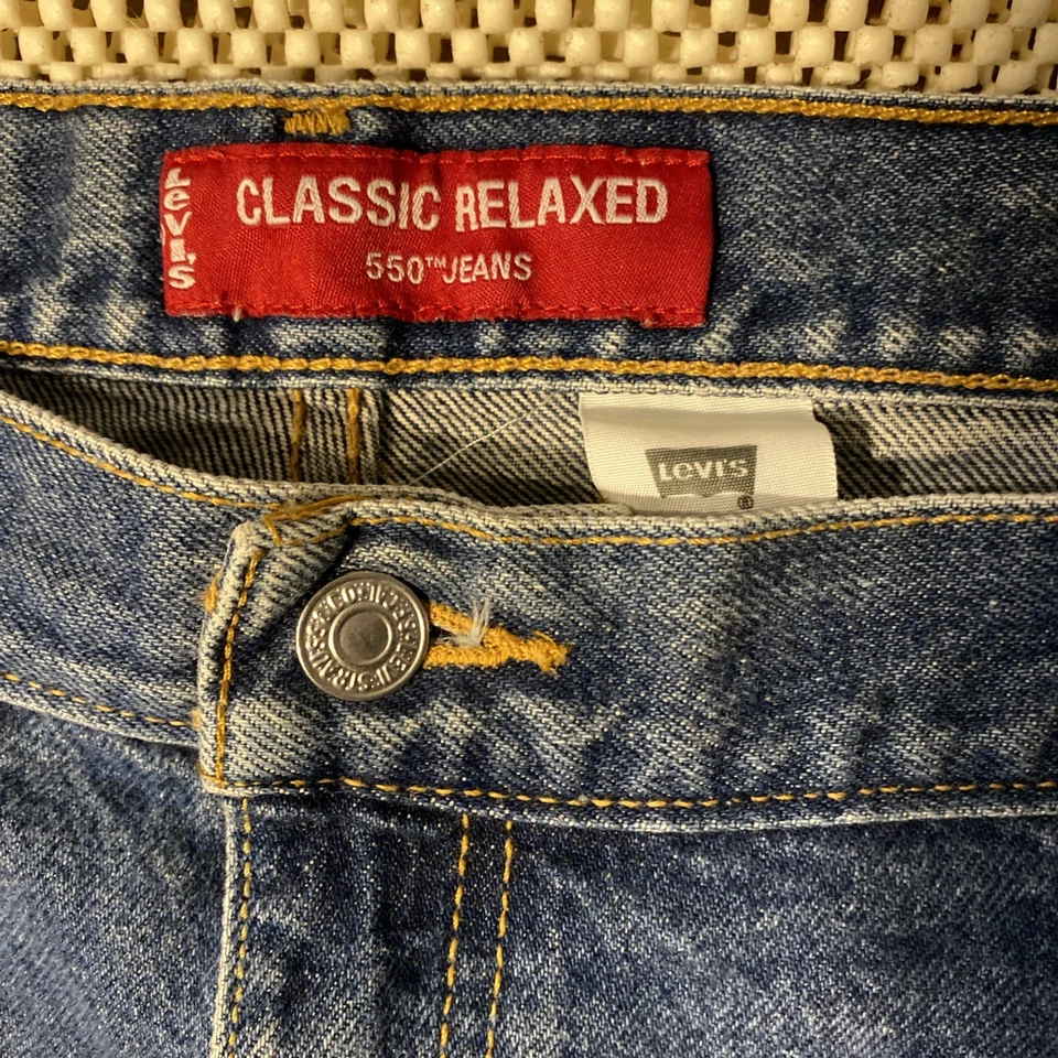 Vintage USA Levi's 550 Women's Relaxed Fit Tapered Leg Jeans Size Plus 20S - Image 3 of 4