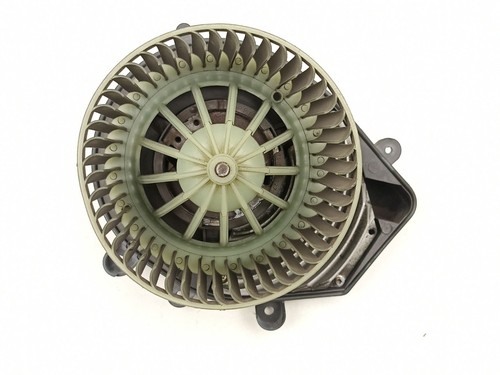 8D1820021 MOTEUR DE CHAUFFAGE / 52936 POUR VOLKSWAGEN PASSAT B5 3B2 1.9 TDI - Photo 4/9