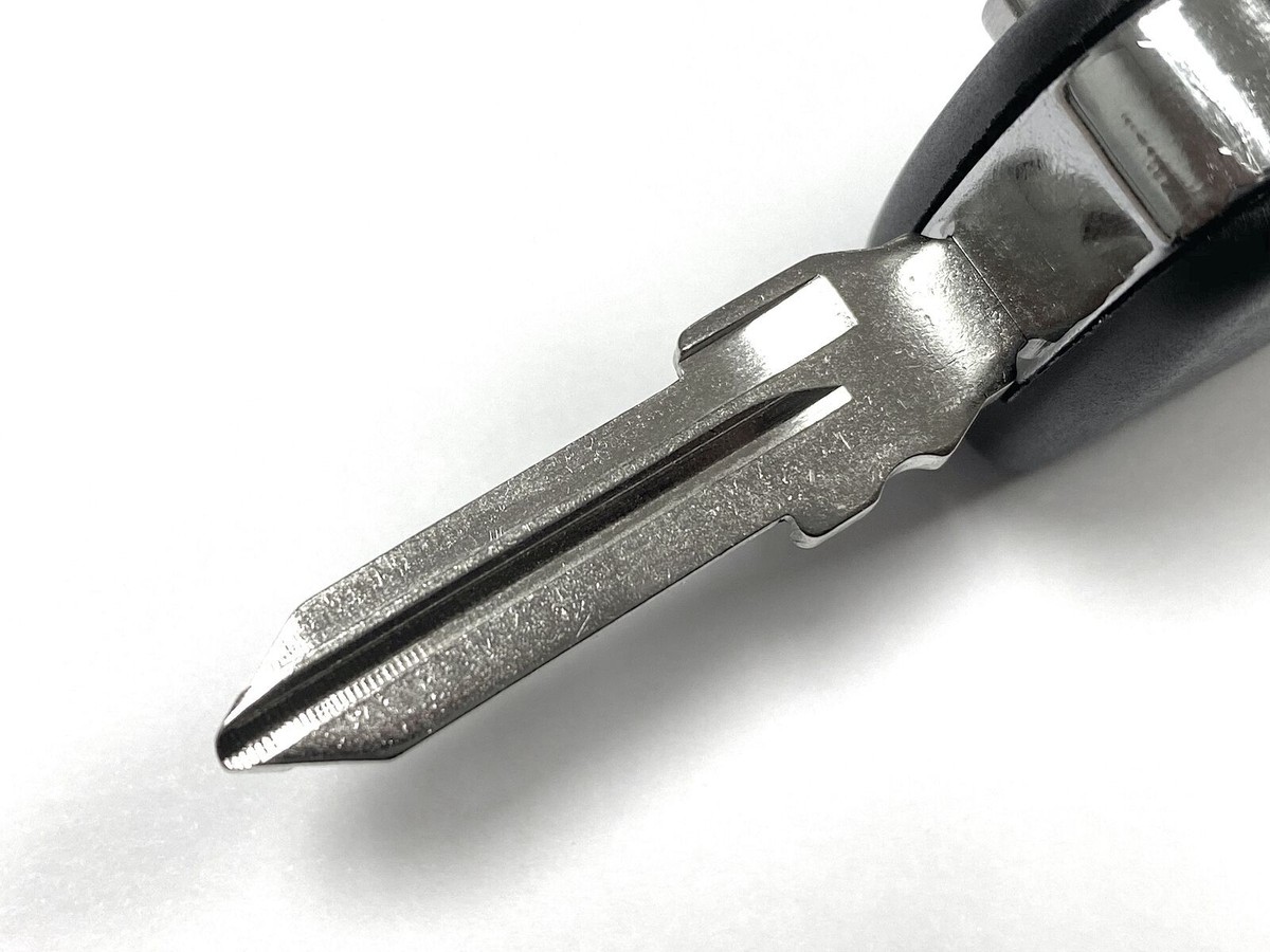 Chiave Fiat Iveco 3 Tasti Nera Guscio Cover Radiocomando Lama Gt10