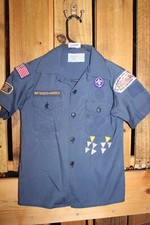 Boy Scouts of America BSA Youth Shirt Medium Blue Cub Sewn on patches