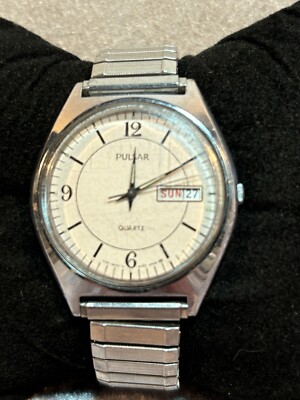 Pulsar Y148-8080 Men's 6'' watch. Water resistant New Battery Vintage Style!