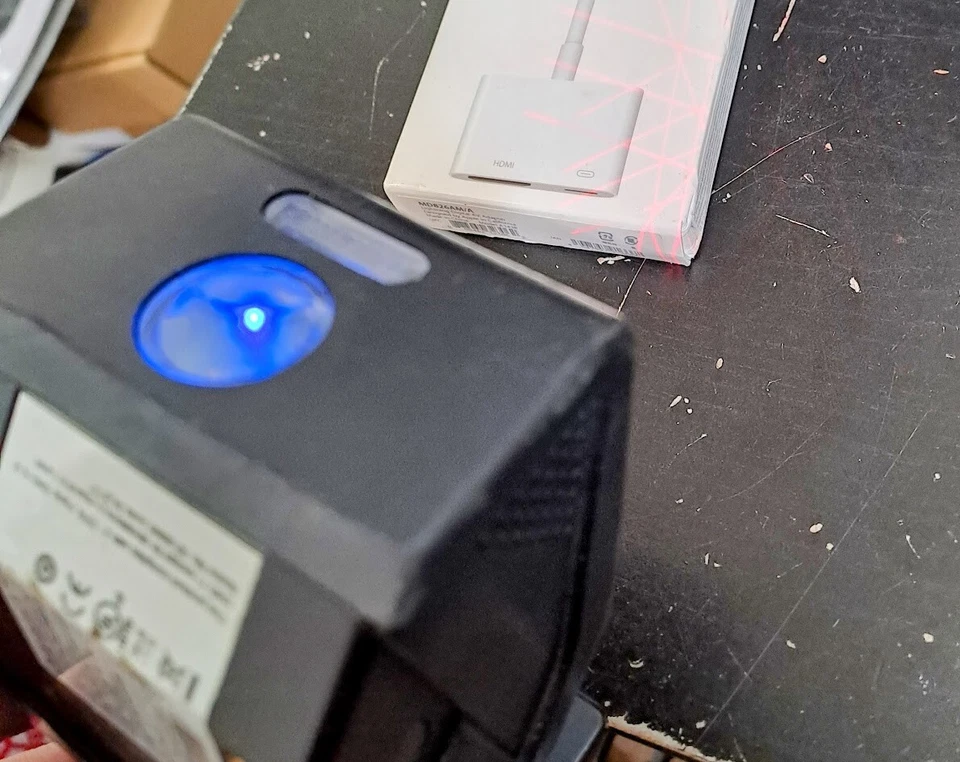 Scanner de código de barras Quantum T Honeywell MS3580 funcionando - Imagem 4 de 4