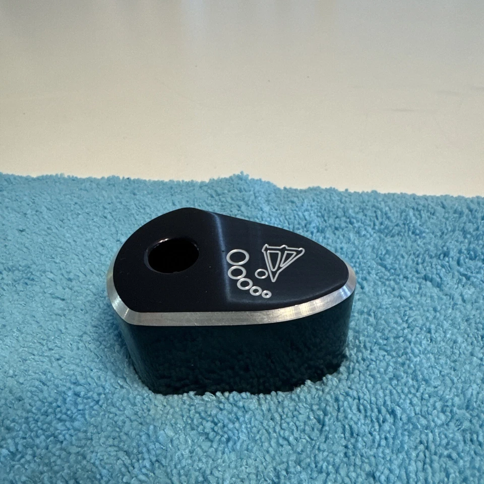 CUBIERTA DE BLOQUEO INTERRUPTOR DE ENCENDIDO HORQUILLA BATTISTINIS HARLEY TOURING ELECTRA GLIDE FLTR Foto 3 de 4