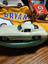 Tin Car  Vtg 60s japan