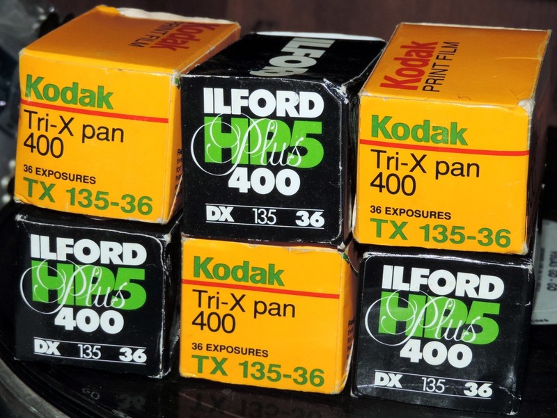 6 ROLLS of EXPIRED 135-36 exp. 400 black & white film KODAK  TRI-X & ILLFORD HP5