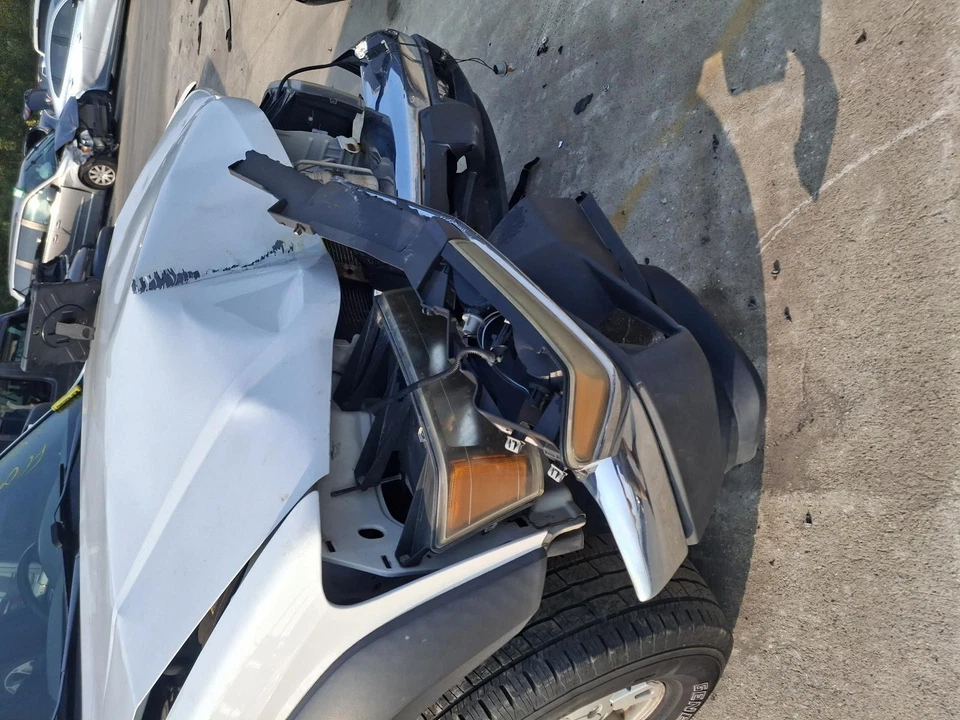 Used Automatic Transmission Assembly fits: 2004 Chevrolet Colorado AT 3.5L 4x2 G Foto 3 de 4