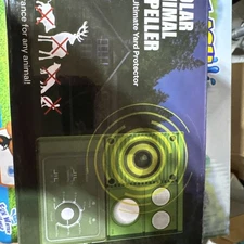 Outdoor Solar Ultrasonic Power Pest Animal Repeller Repellent Garden Cat Dog Fox