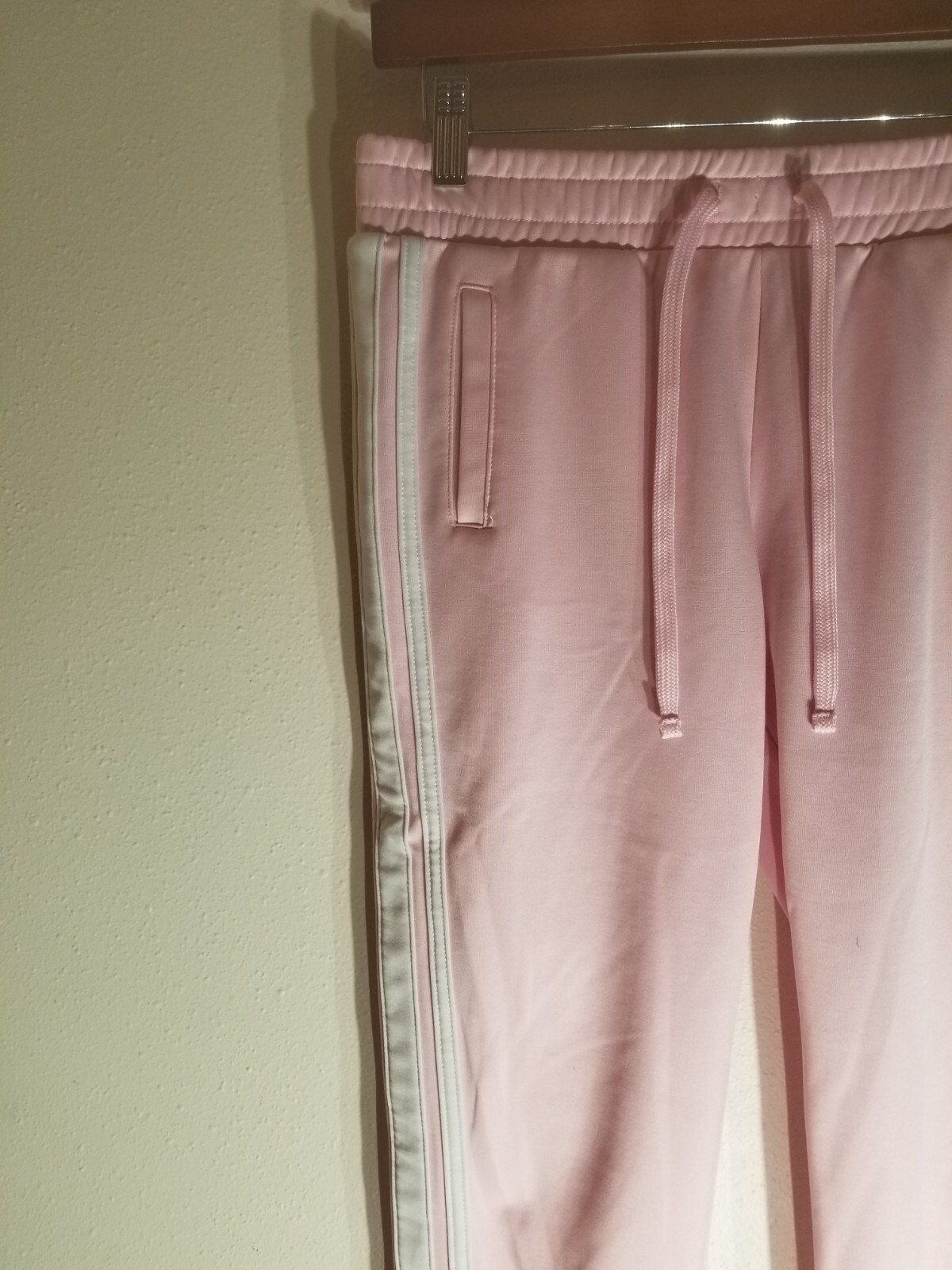 Picture 4 of 12