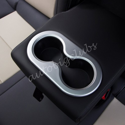 Tapa portavasos de agua trasero de acero inoxidable para Cadillac XT4 2019-2023 - Imagen 2 de 5