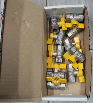 Box of 10 - 1/4" BSP Brass Ball Valve Female/Female with butterfly handle