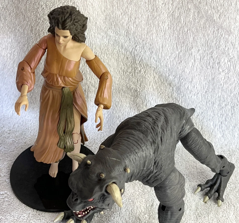 ZUUL • DANA BARRETT • DIAMOND SELECT 1984 GHOSTBUSTERS SERIES Foto 3 de 4