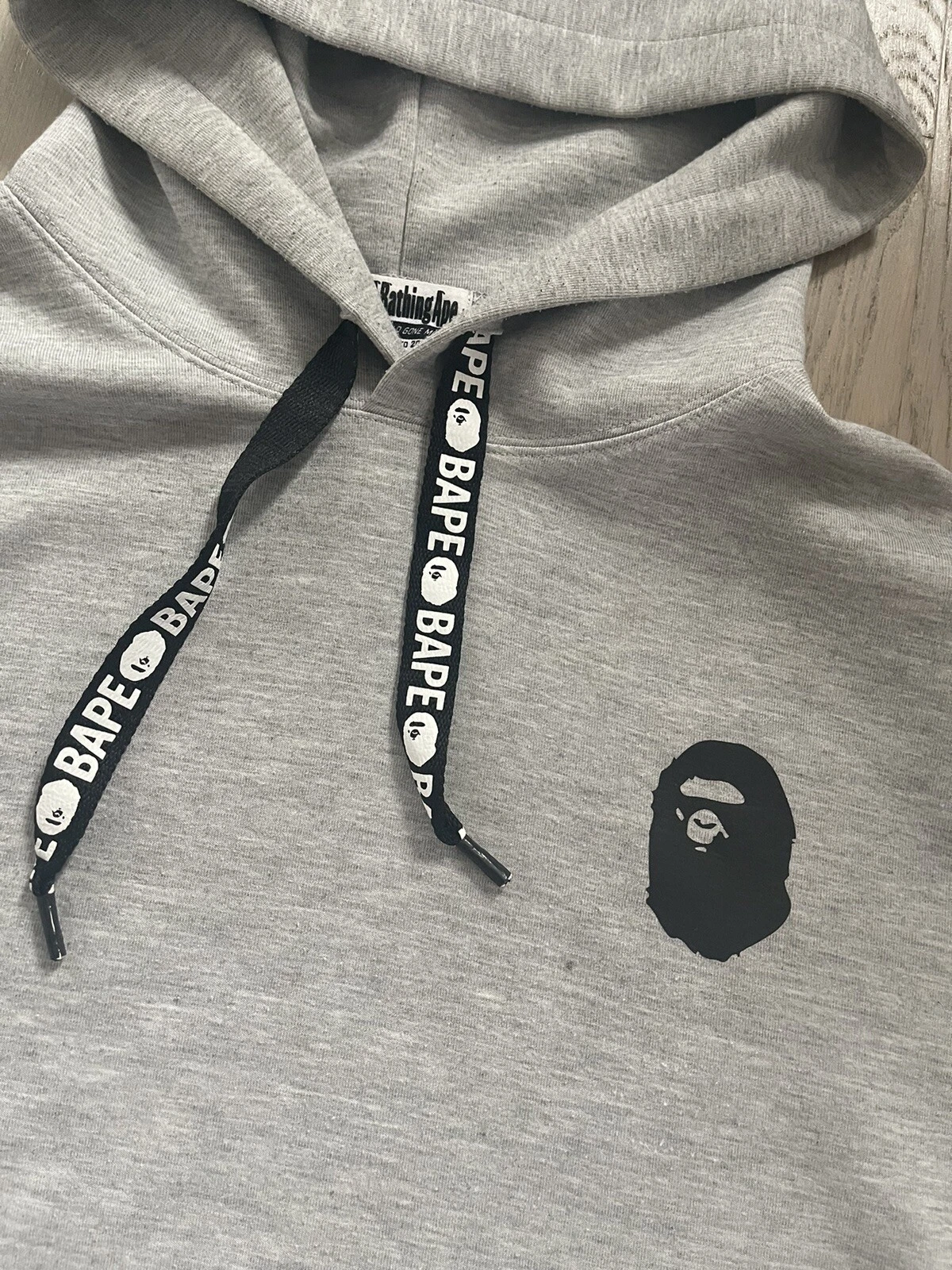 A BATHING APE (BAPE) Felpa con cappuccio BAPE A BATHING APE taglia in foto su nastro