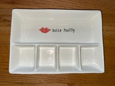 HTF RAE DUNN 'HELLO PRETTY' MAKE UP TRAY WITH RED LIPS EXCELLENT CONDITION