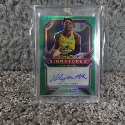Kelsey Mitchell 2021 Prizm WNBA Signatures Auto #SG-KML Green