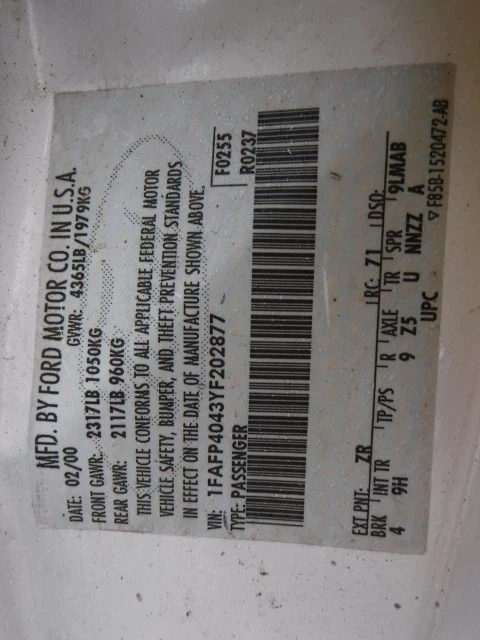 Buje de rueda delantera usado se adapta a: Ford Mustang 2000 delantero con ABS delantero grado A Foto 2 de 4
