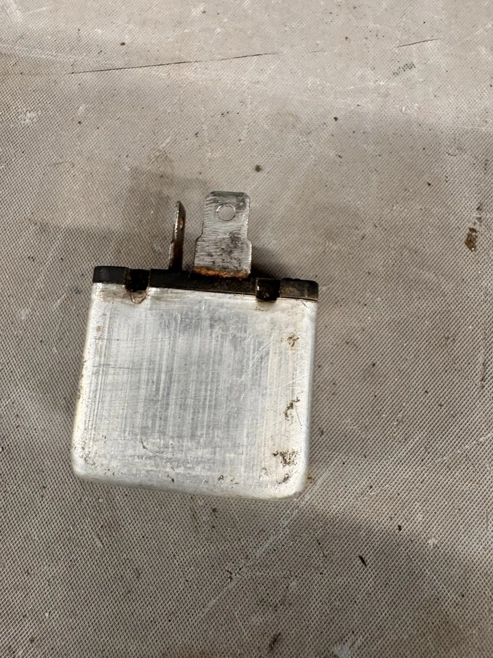 Corvette Camaro GTO 1965-1973 señal de giro 170 intermitente Firebird Chevelle 442 Nova Foto 4 de 4