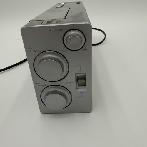 SONY ICF-C20W Dream Machine FM/AM Digital Clock Radio Vintage 1981 TESTED - Picture 4 of 7