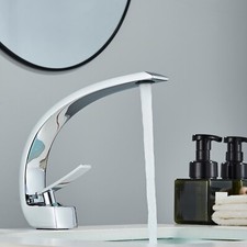 Chrome Bathroom Basin Faucet Single Handle vanity Sink Mixer Tap Deck Mounted