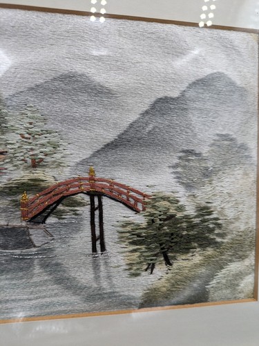 Beautiful Vintage Japanese Silk Bridge Landscape in Frame Mid Century - Picture 3 of 6