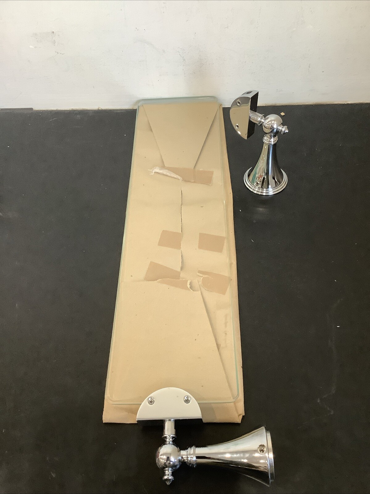 Picture 1 of 6