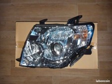 Feu avant (phare) Mitsubishi PAJERO