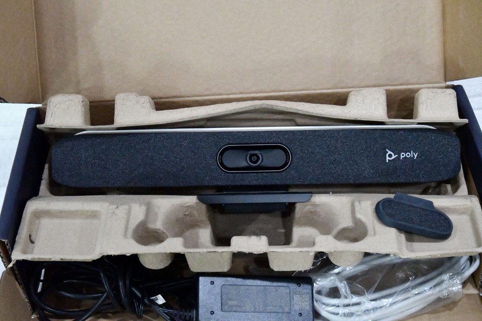 Polycom Poly Studio X30 Video Bar bundled with TC8 Touch Control ...