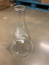 Pyrex Erlenmeyer Flask (4000 mL)