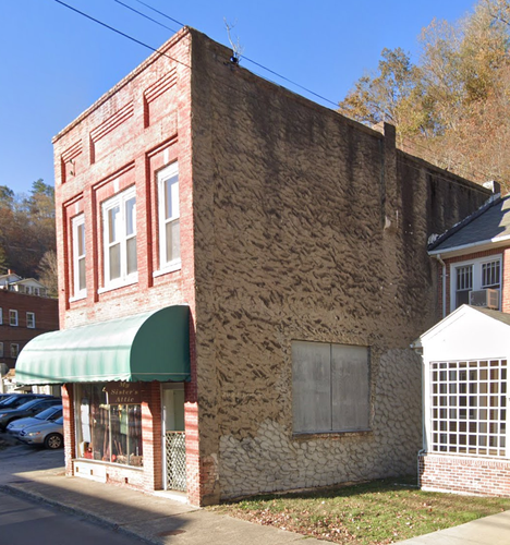 S - Marshall NC Brick Main Street Stores - 1:64 Scale Building - Picture 3 of 21
