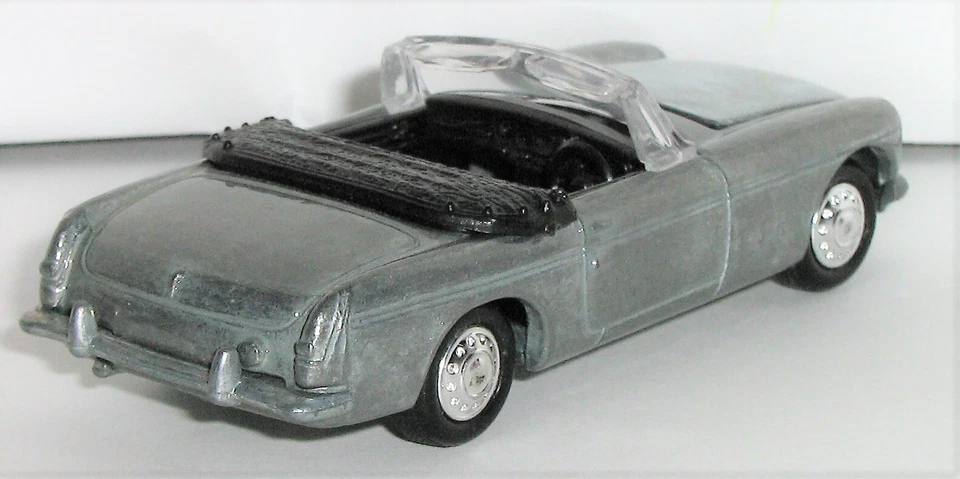 1/64 = 1962 62 MGB ROADSTER CONVERTIBLE/coche de importación de neumáticos de goma = ENVÍO GRATUITO Foto 2 de 3