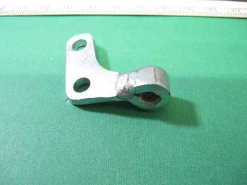 YAMAHA 64 - 66 YA6 NOS OEM CABLE ADJUSTING HOLDER 137-26381-00-00 jh - Picture 4 of 5
