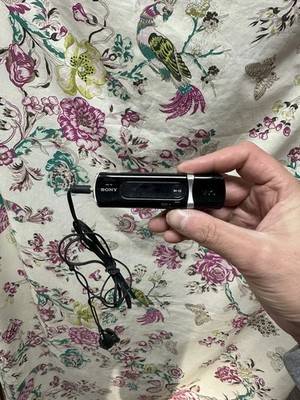 Sony Walkman NWD-B103 Digital Music Player Recorder - Schwarz (NUR TEILE)