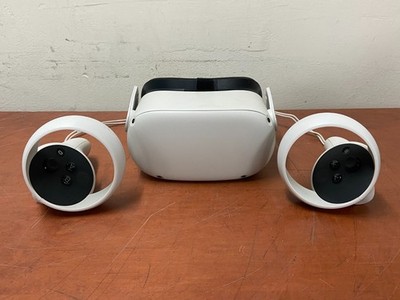 Meta Quest 2 128GB VR System KW49CM w/ R & L Controllers *Read* | O139