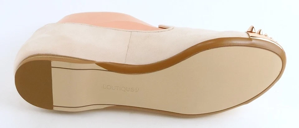 $150 BOUTIQUE 9 YENDO Natural Pink Leather Spiked Designer Loafers Flats 5.5 - Image 3 of 4