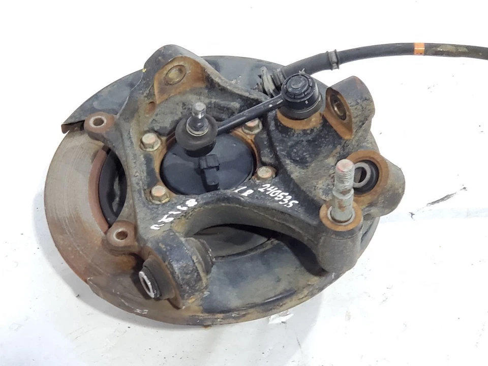 2009 2016 Toyota Venza LE OEM AWD Left Rear Knuckle Stub - Image 3 of 4